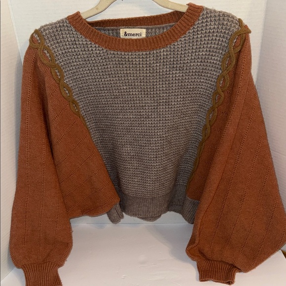 &Merci Sweaters - &merci Women's Brown and Tan Crew Neck Sweater Dolman Batwing Sleeves